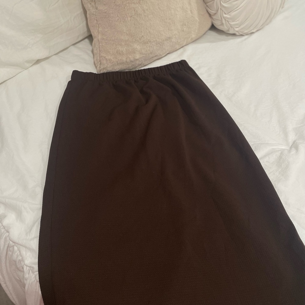 Elegant Dark Brown Pencil Skirt